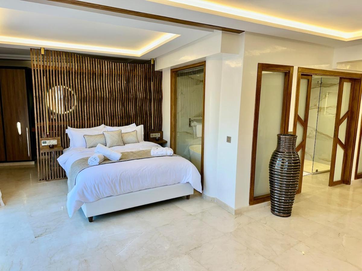 Appartement Yves Saint Laurent Jacuzzi Elegance Marrakesh