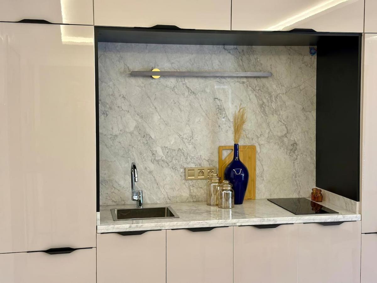 Appartement Yves Saint Laurent Jacuzzi Elegance *